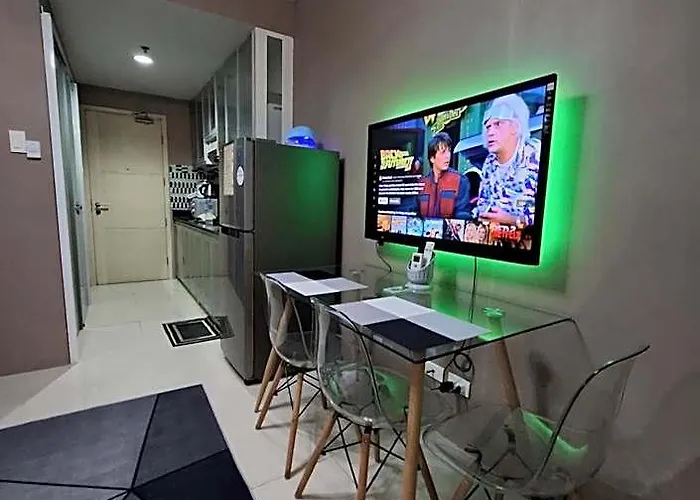 Отель King Of Kings At Sea Residences *