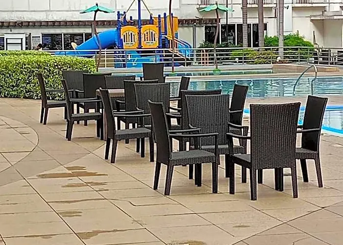 King Of Kings At Sea Residences Отель