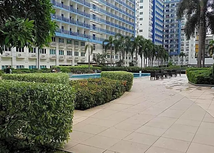 Отель King Of Kings At Sea Residences
