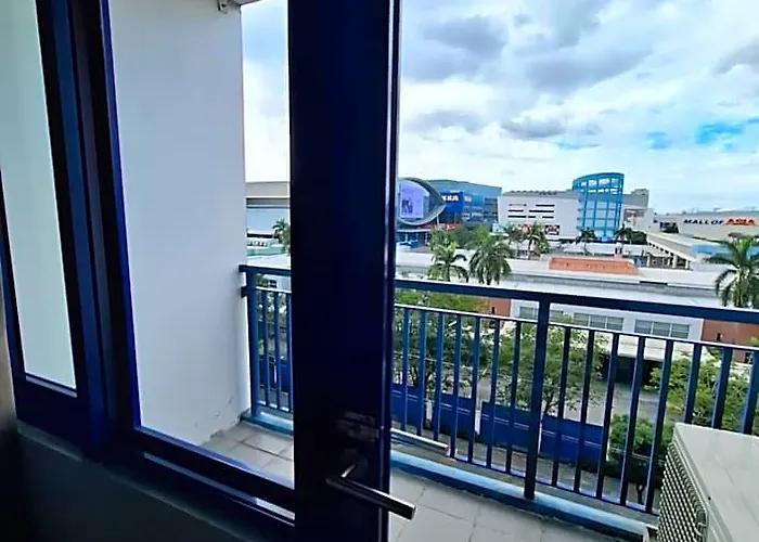 King Of Kings At Sea Residences Отель Манила
