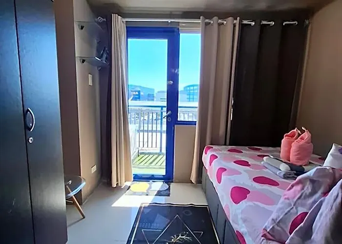 King Of Kings At Sea Residences * Манила