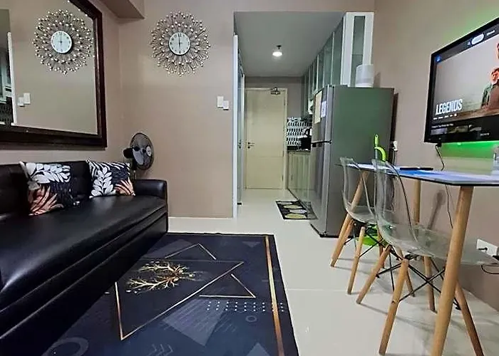 Отель King Of Kings At Sea Residences