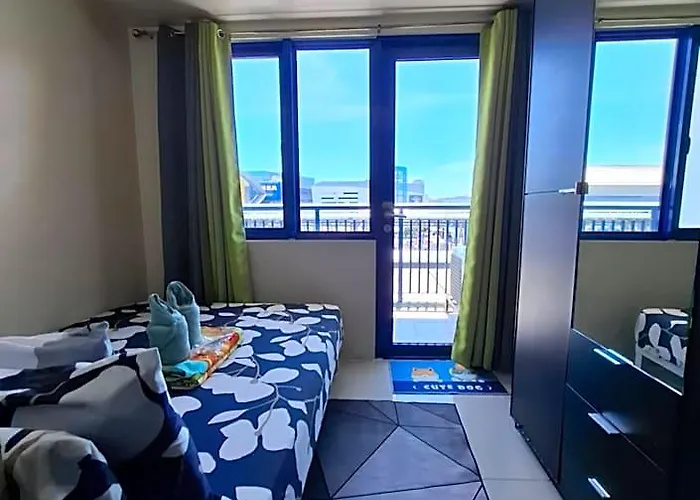 Отель King Of Kings At Sea Residences Манила