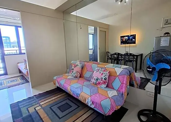 Отель King Of Kings At Sea Residences Манила